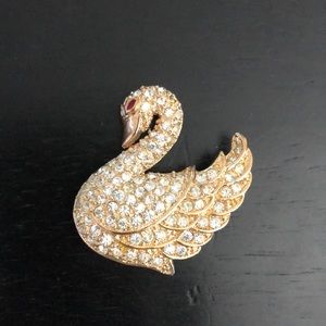 Rhinestone Swan Brooch
